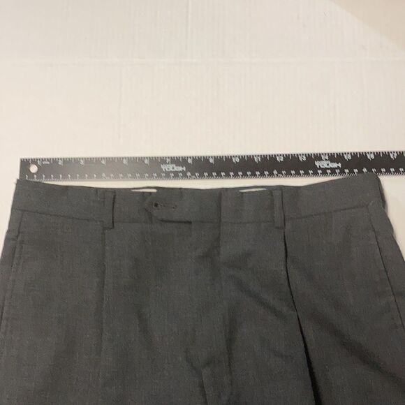 TOMMY HILFIGER, Men’s dress pants size W 40 SEE DESCRIPTION - Picture 3 of 8